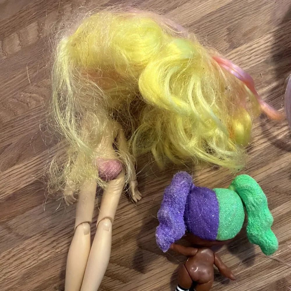 LOL Surprise Dolls Vibe Girls Glitter Glow Fashion *READ*